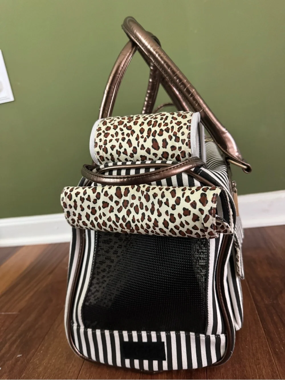 Petcare Brand Soft Bodied Pet Carrier Bag
